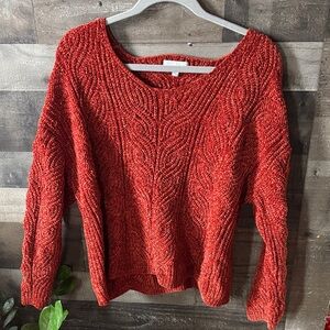 Reddish rust knitted sweater